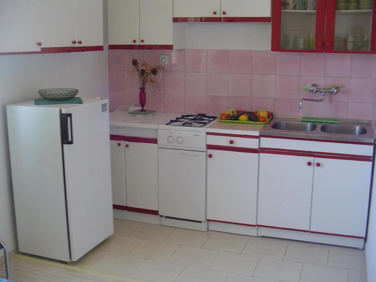 Apartments Ana&Neso Pakostane Ngoại thất bức ảnh