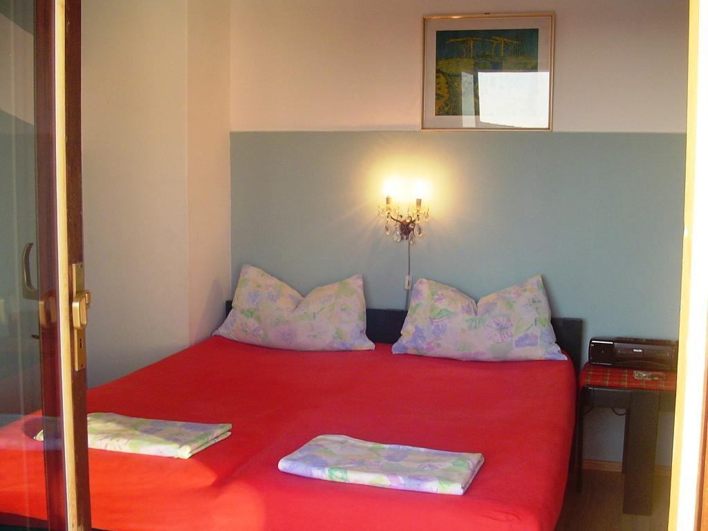 Apartments Ana&Neso Pakostane Phòng bức ảnh